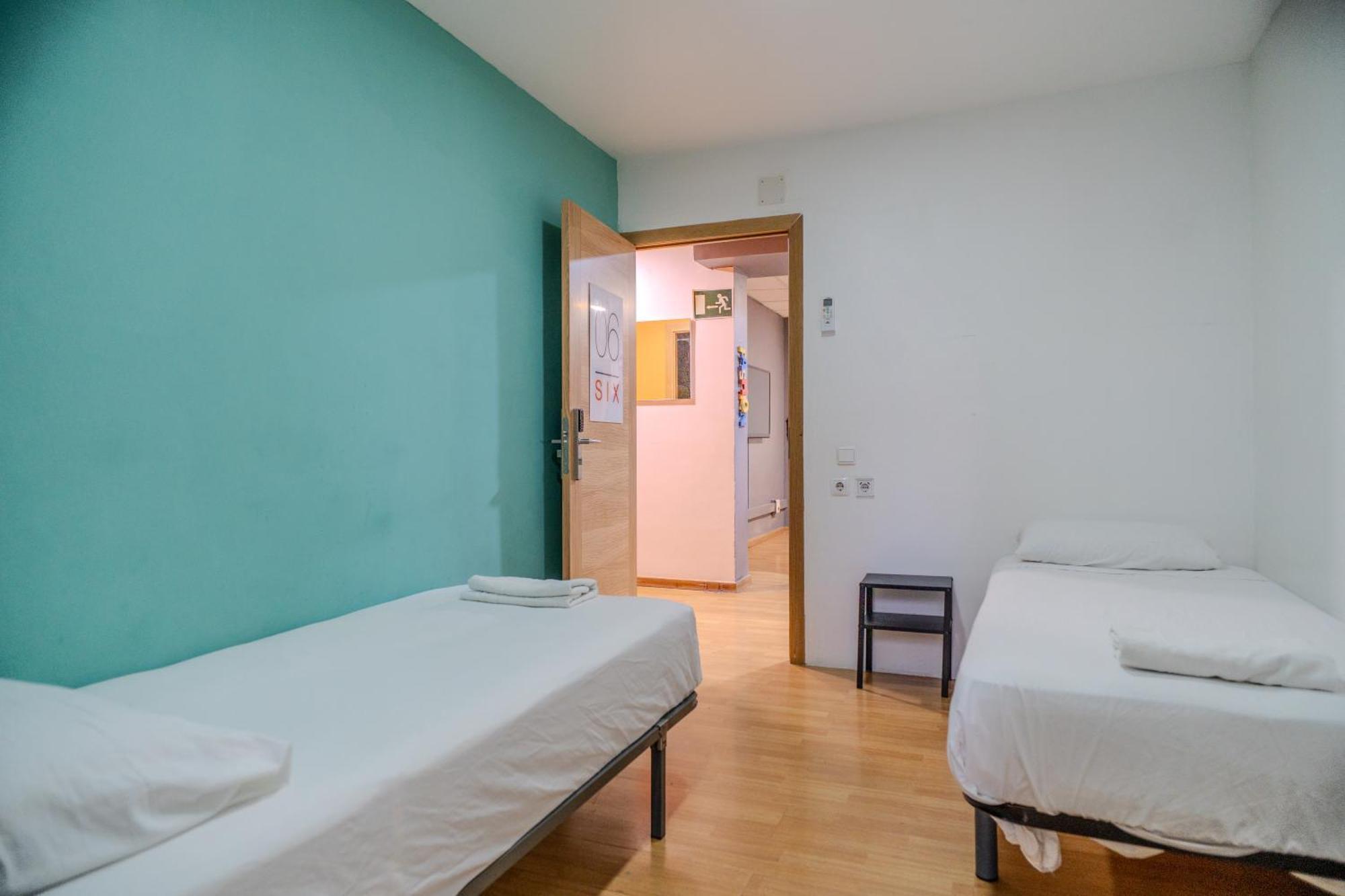 Holidaysbcn Rooms Barcelona Bagian luar foto