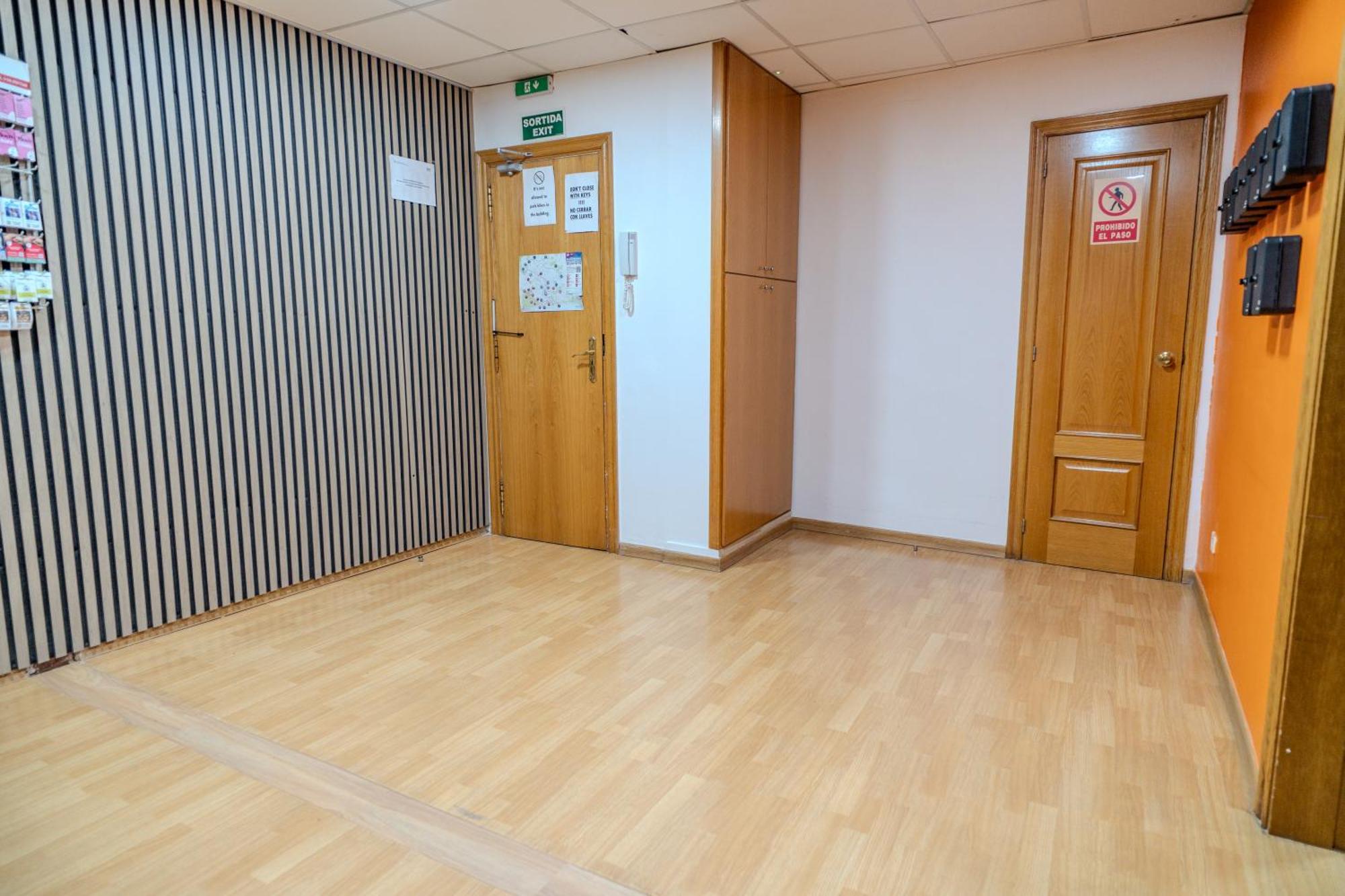Holidaysbcn Rooms Barcelona Bagian luar foto