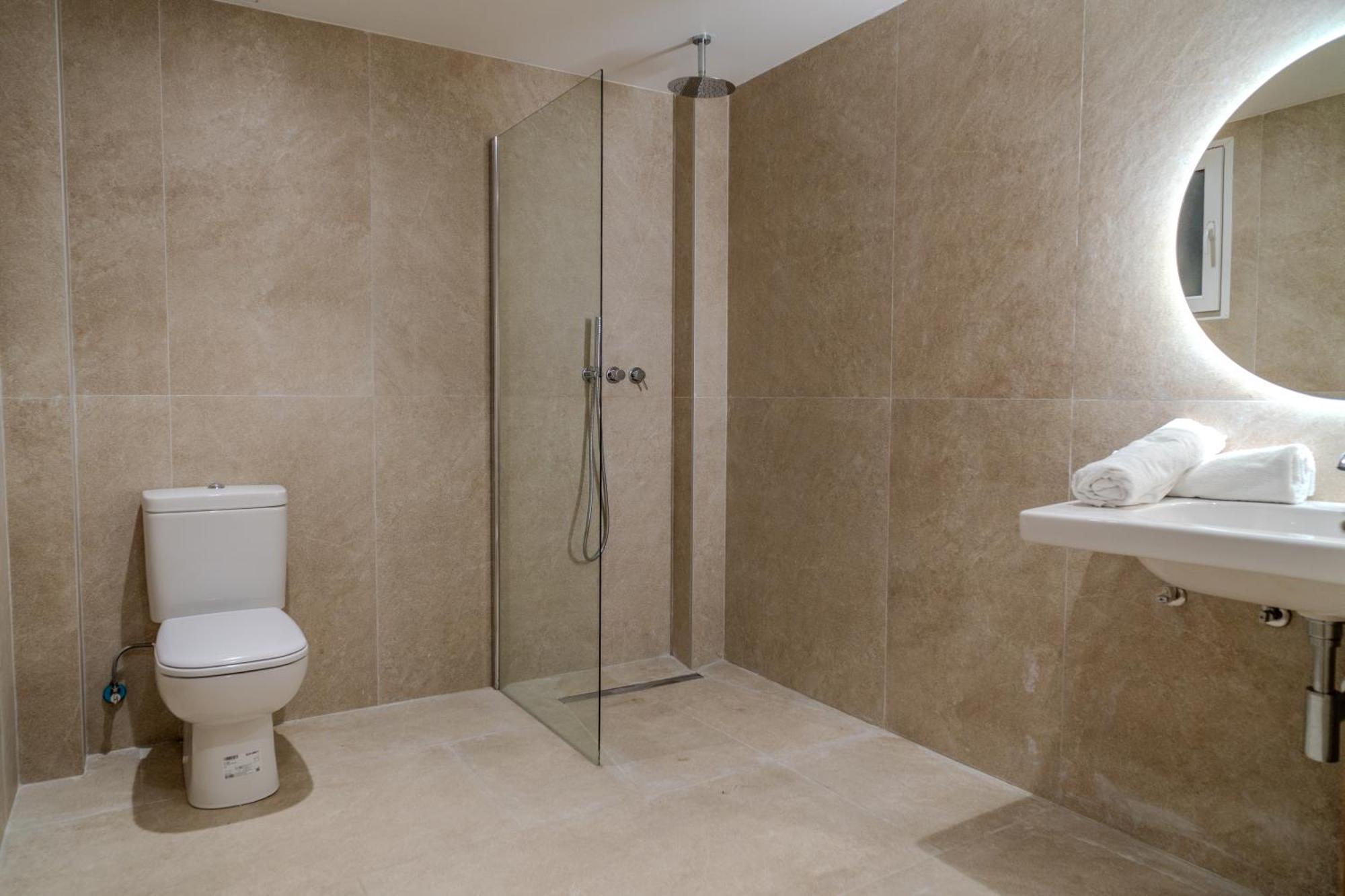 Holidaysbcn Rooms Barcelona Bagian luar foto